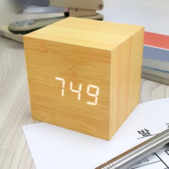 ���� �볪�� LED Ź��ð�